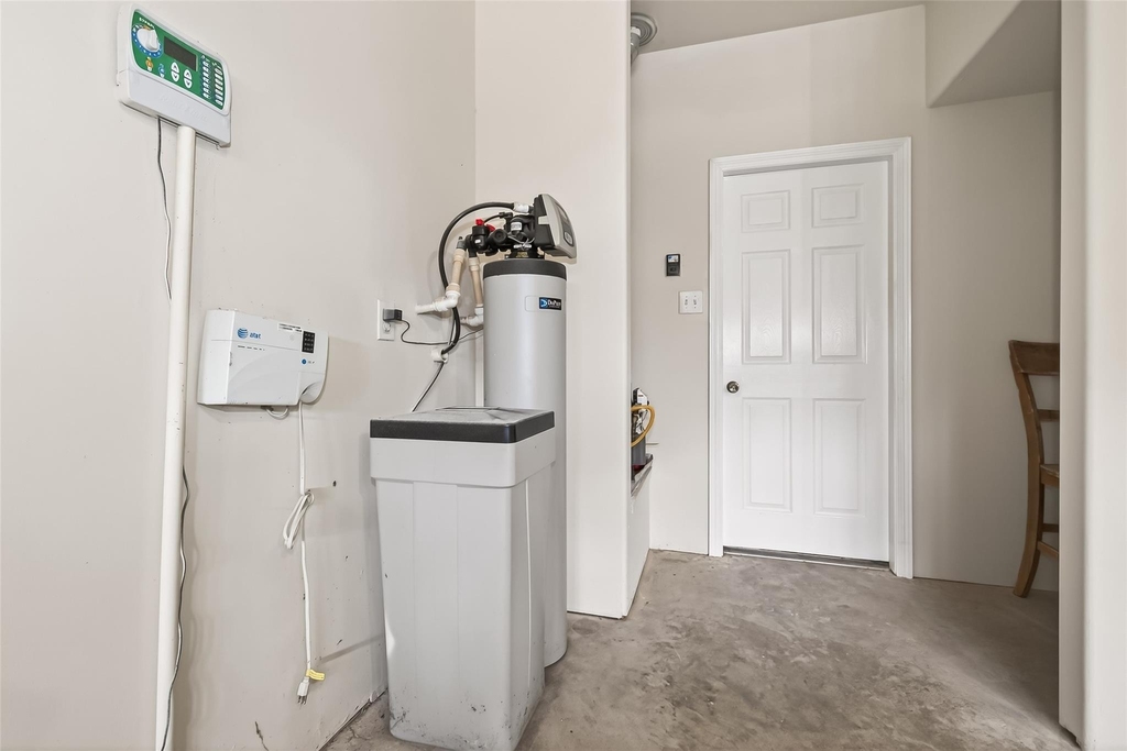 24526 Avellino Court - Photo 43