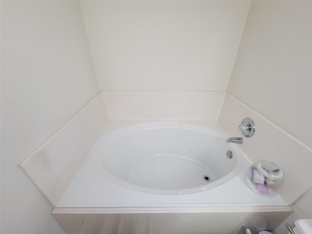 18235 Valebluff Lane - Photo 22