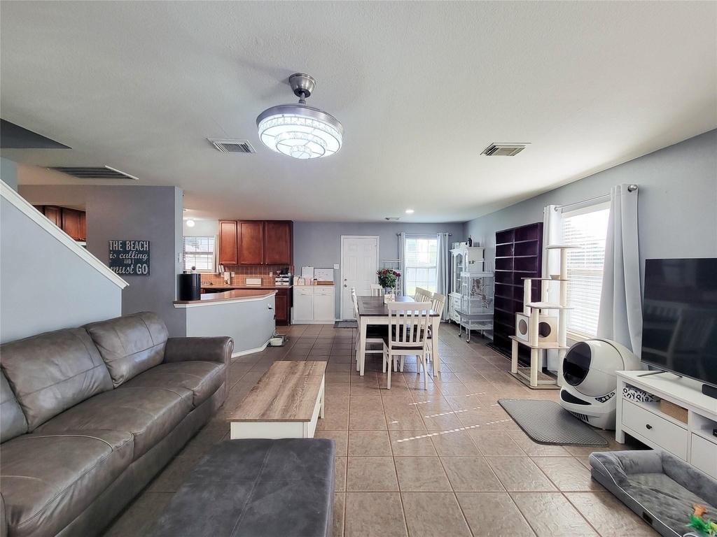 18235 Valebluff Lane - Photo 5