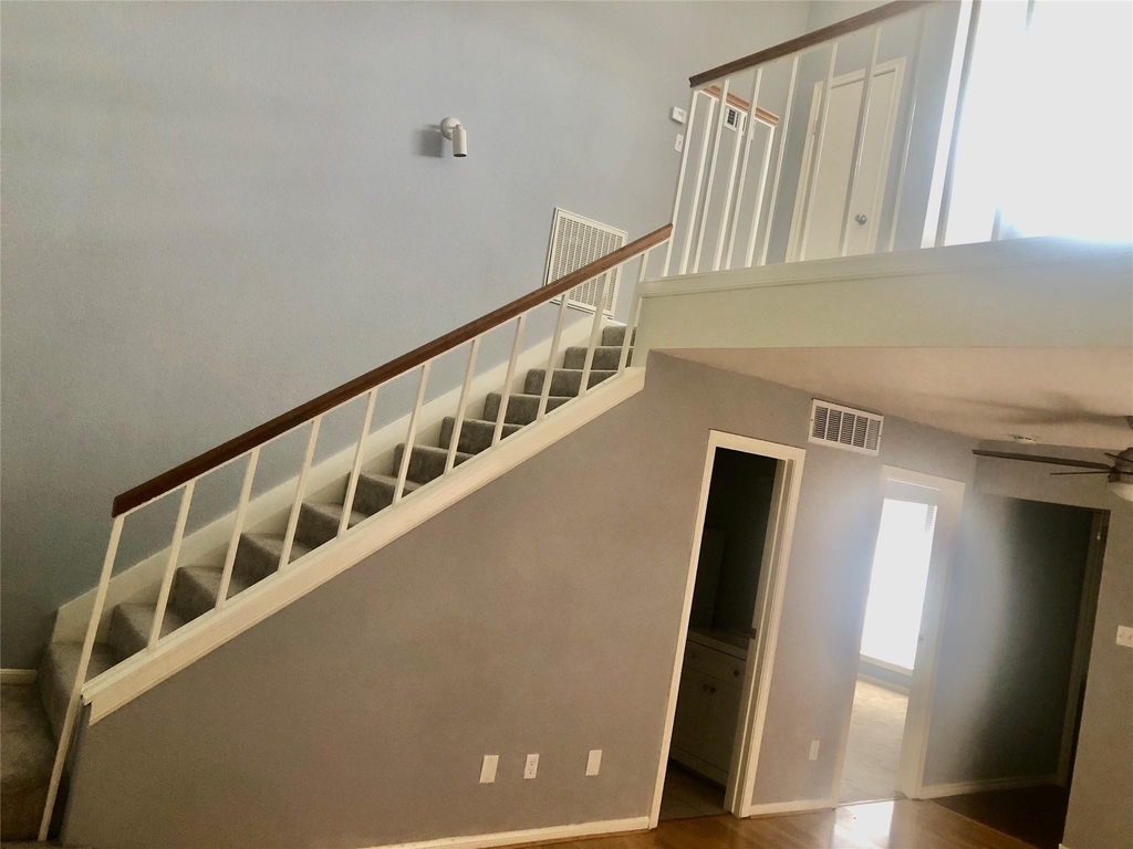 3150 Walnut Bend Lane - Photo 5
