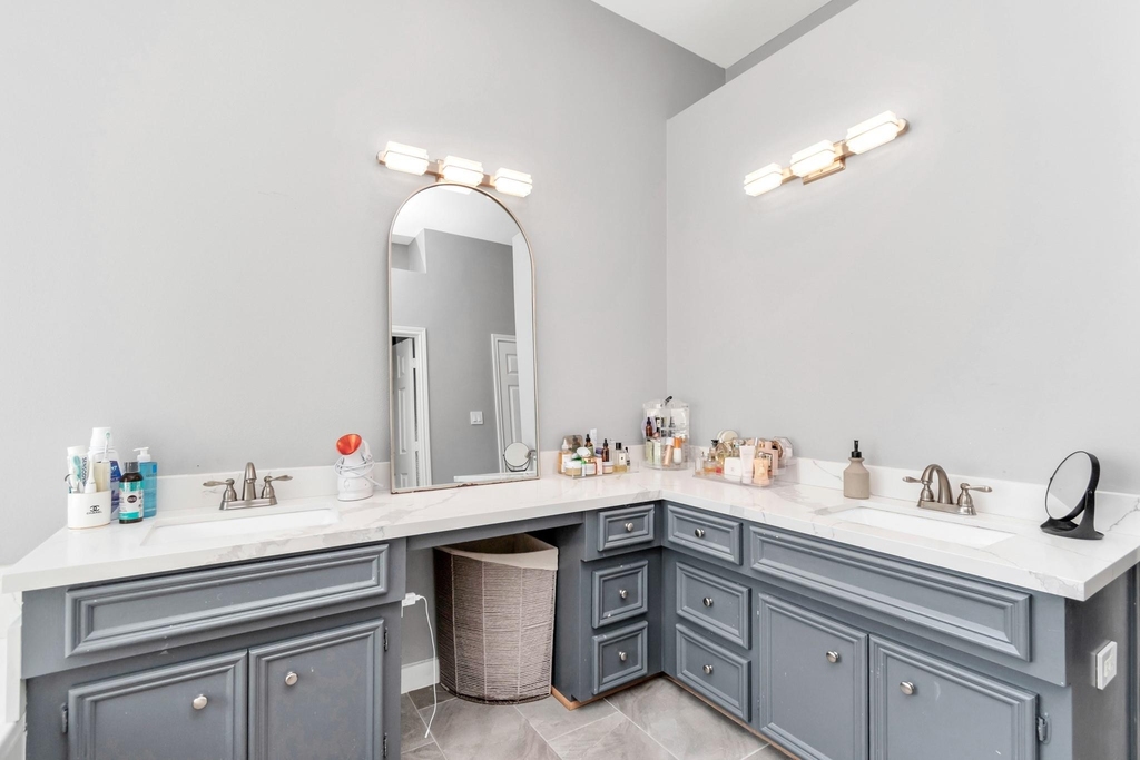 3210 Shadowwalk Drive - Photo 14