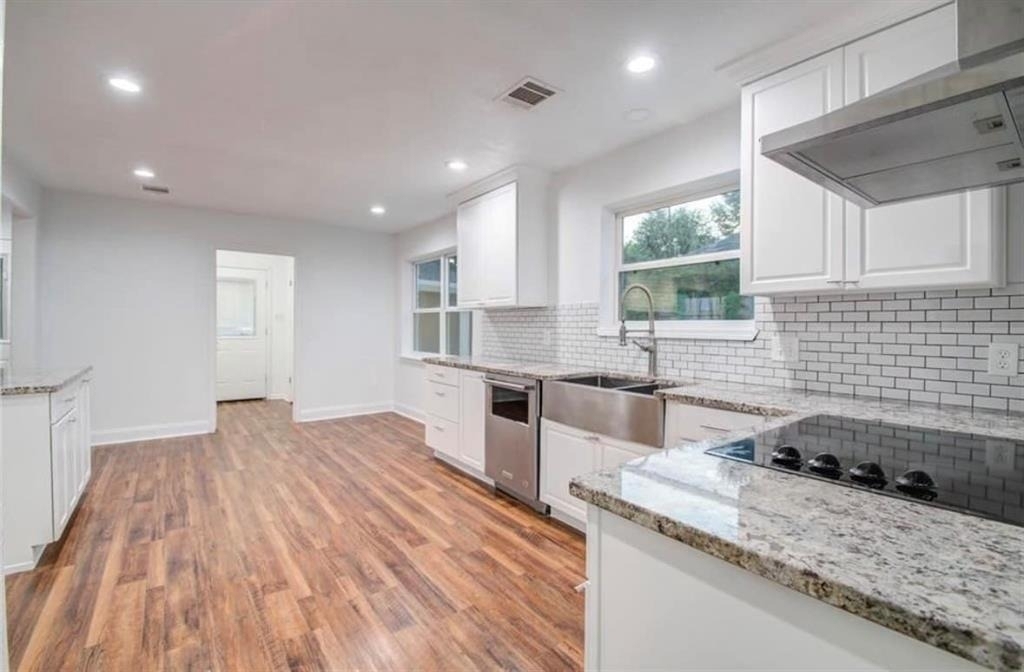 17211 Rolling Creek Drive - Photo 2