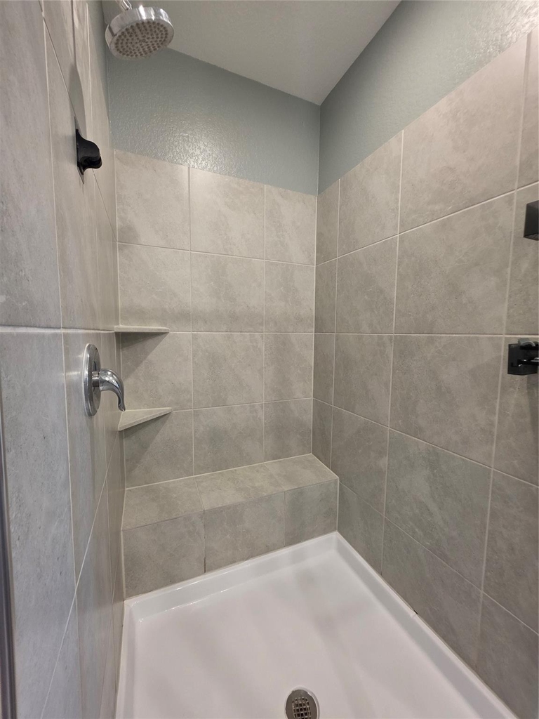 1942 Barrett Gables Drive - Photo 21