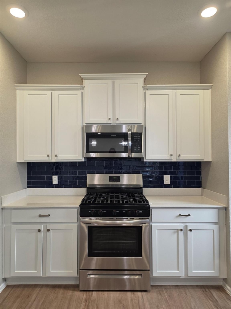 1942 Barrett Gables Drive - Photo 8