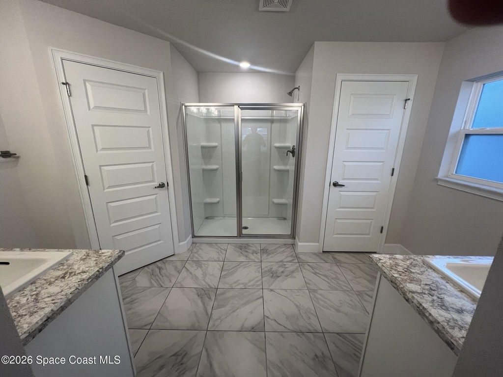8729 Waterstone Boulevard - Photo 5
