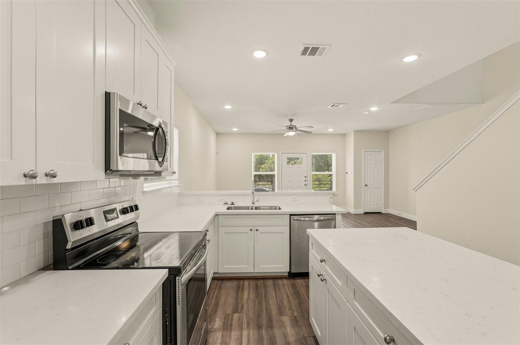 2218 Bringhurst Street - Photo 10