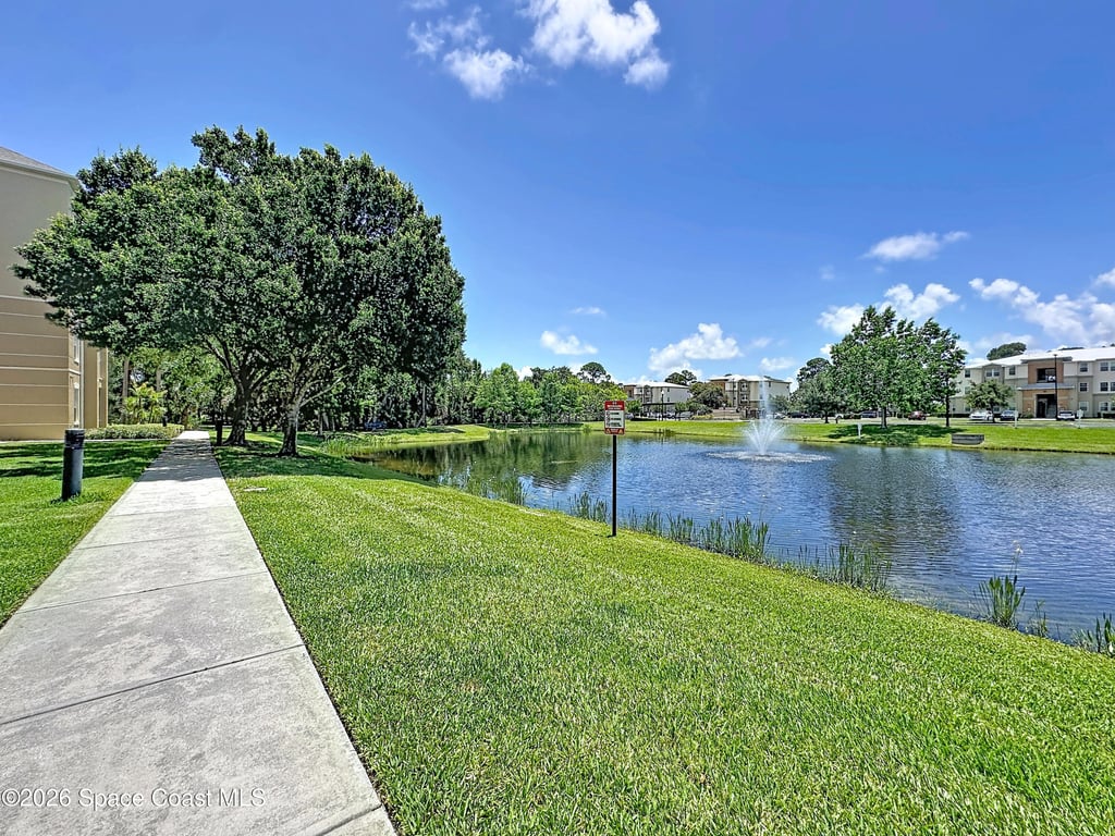 1626 Peregrine Circle - Photo 27