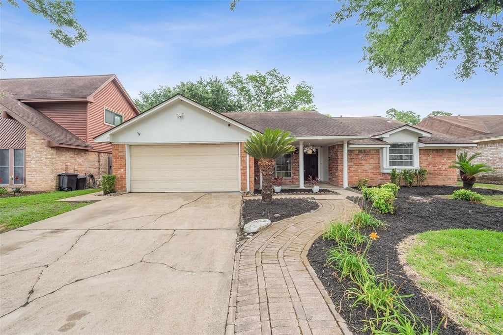 239 Blackwater Lane - Photo 2