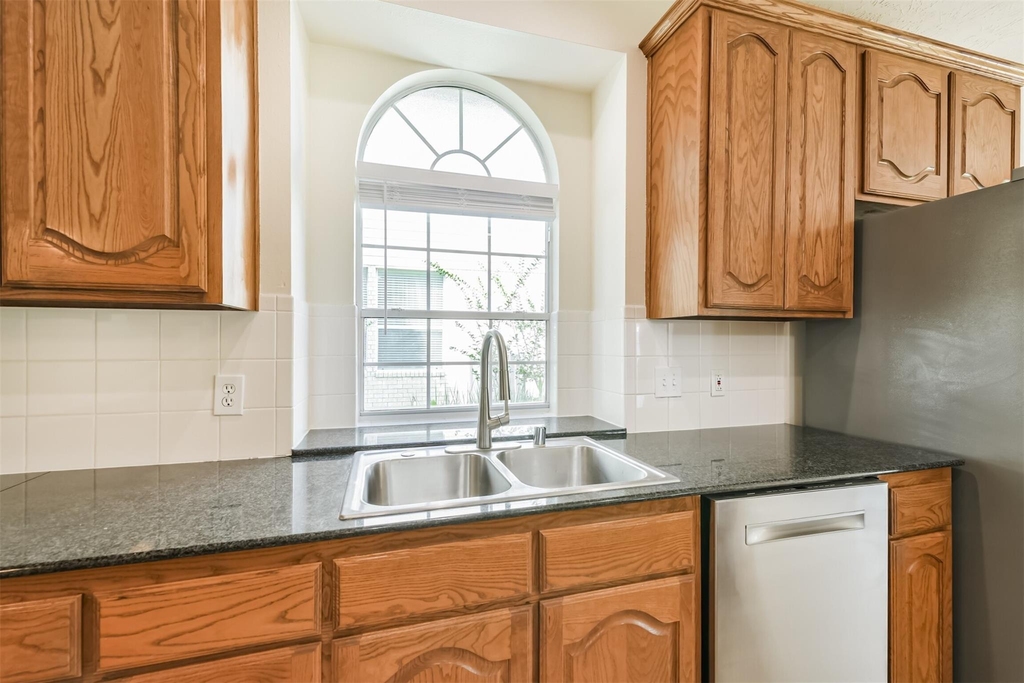 11918 Mariposa Canyon Drive - Photo 19