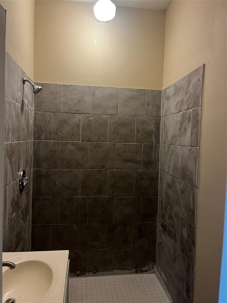 141 County Road 725 - Photo 5