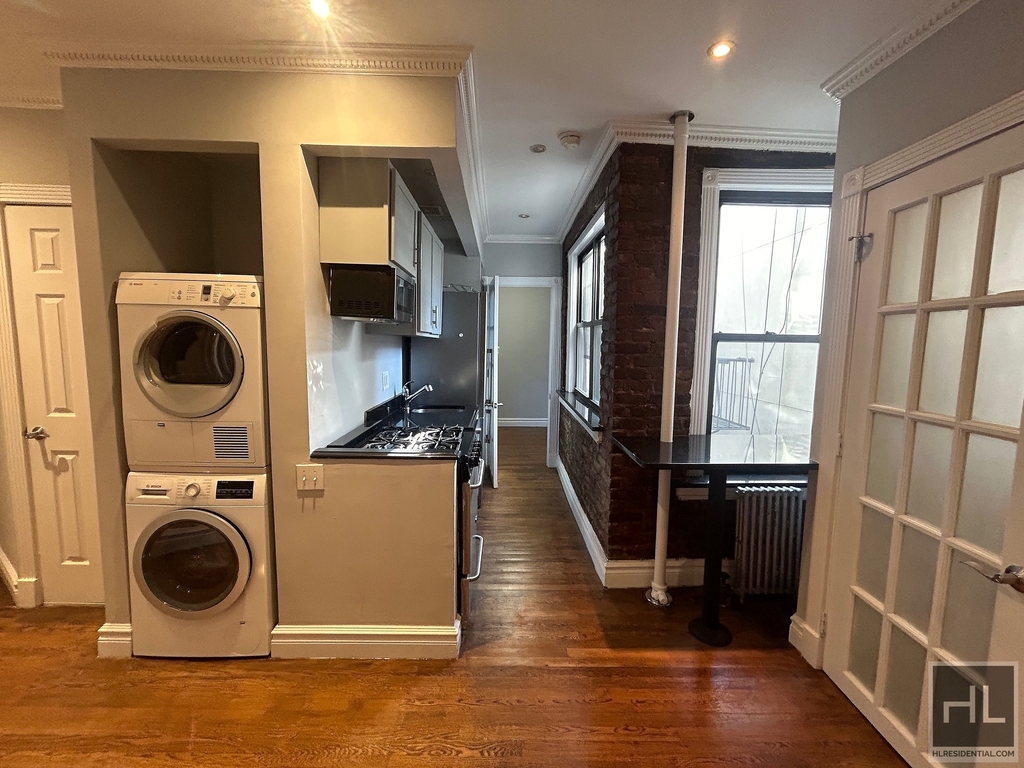 E 13th St. - Photo 2