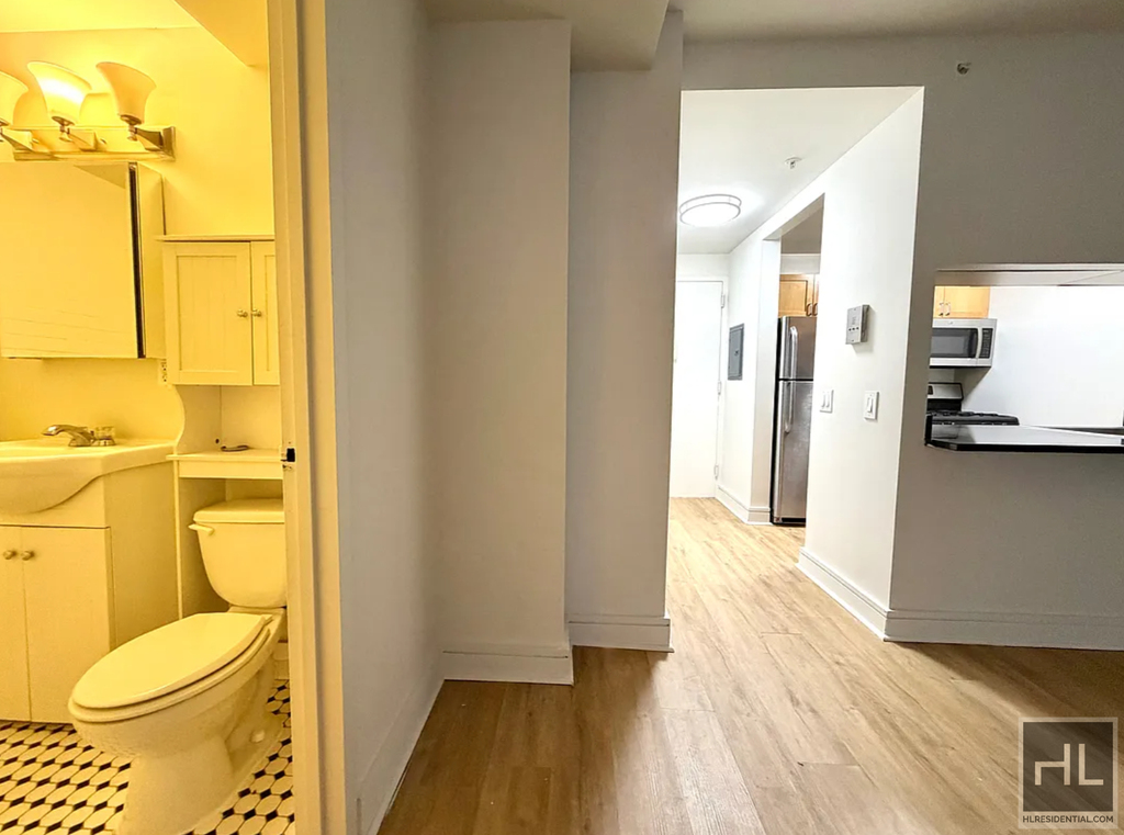 West 96th Street - Photo 2