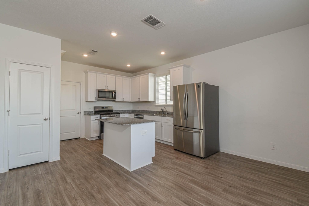 5727 Finely Run Street - Photo 2