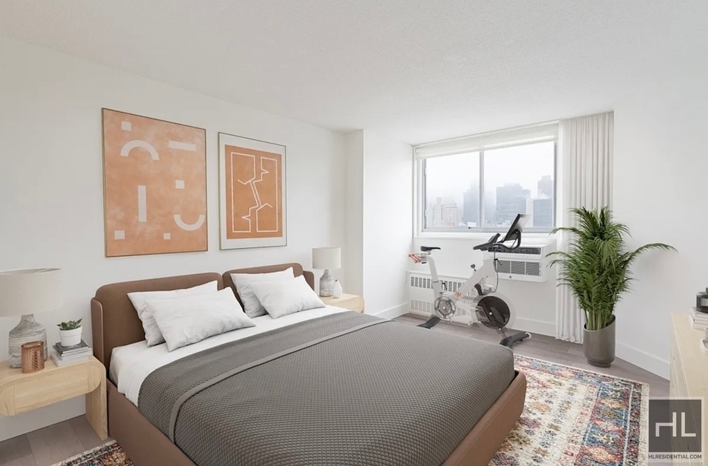 2nd Avenue - Photo 1
