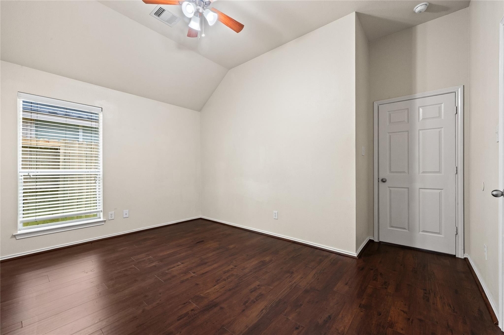 2822 Lakecrest Forest Drive - Photo 14