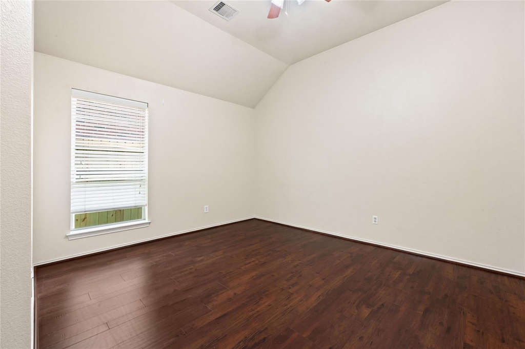 2822 Lakecrest Forest Drive - Photo 10