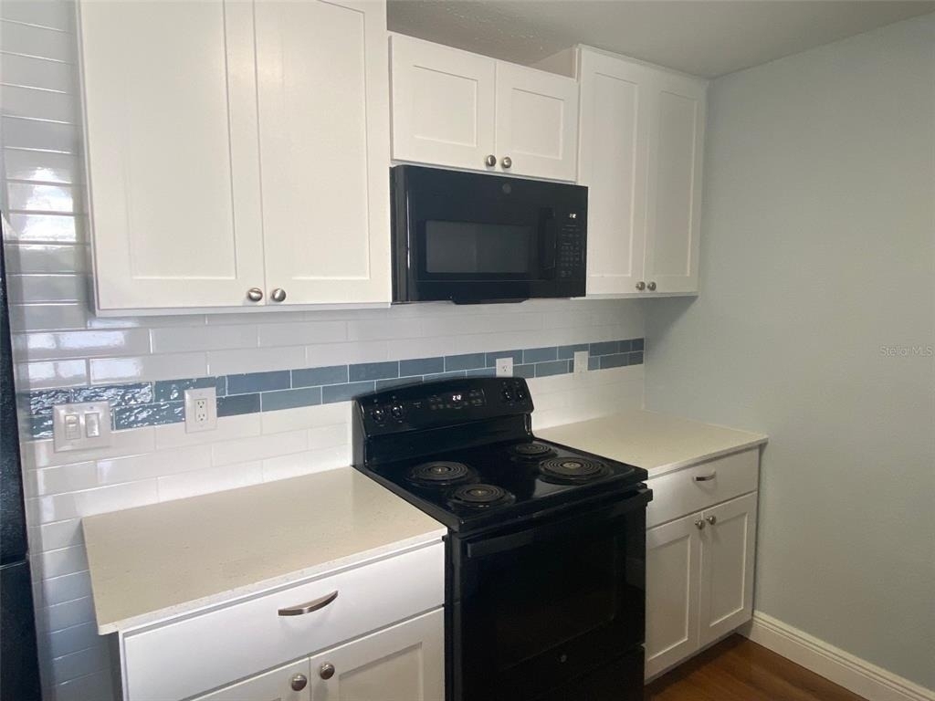 2612 Grassy Point Drive - Photo 10