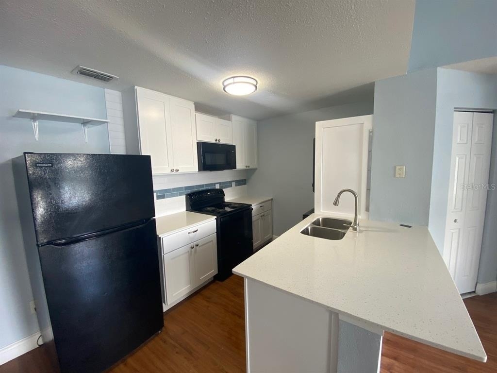 2612 Grassy Point Drive - Photo 6