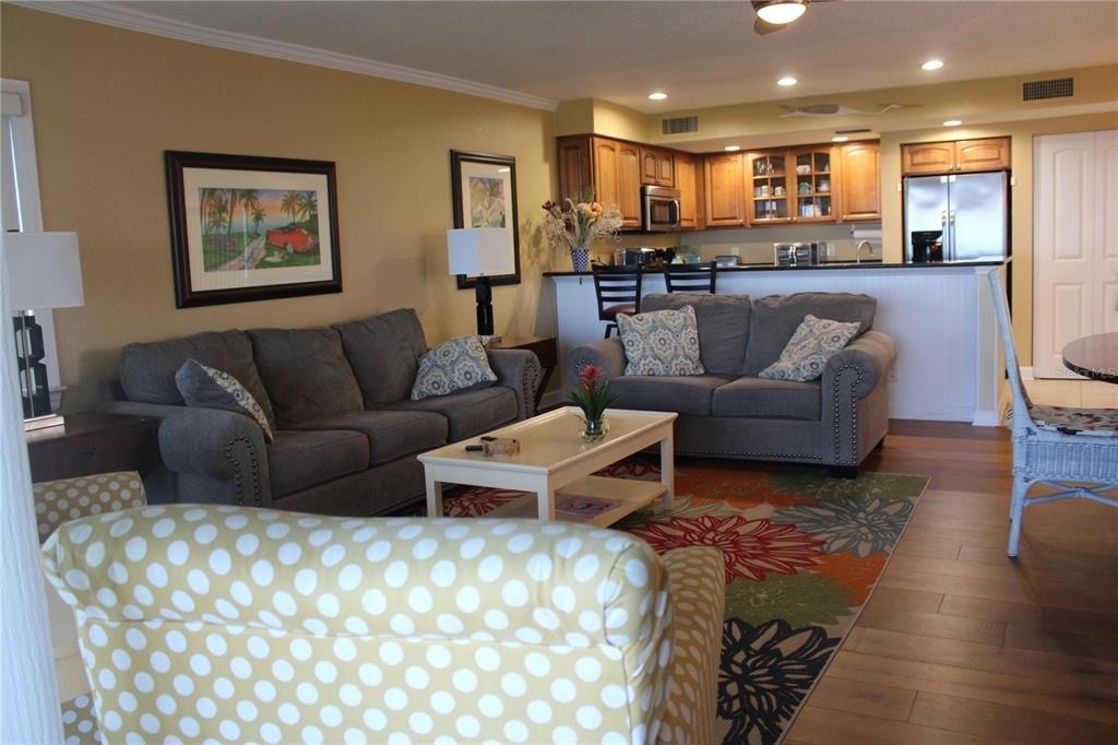 335 Windrush Loop - Photo 2