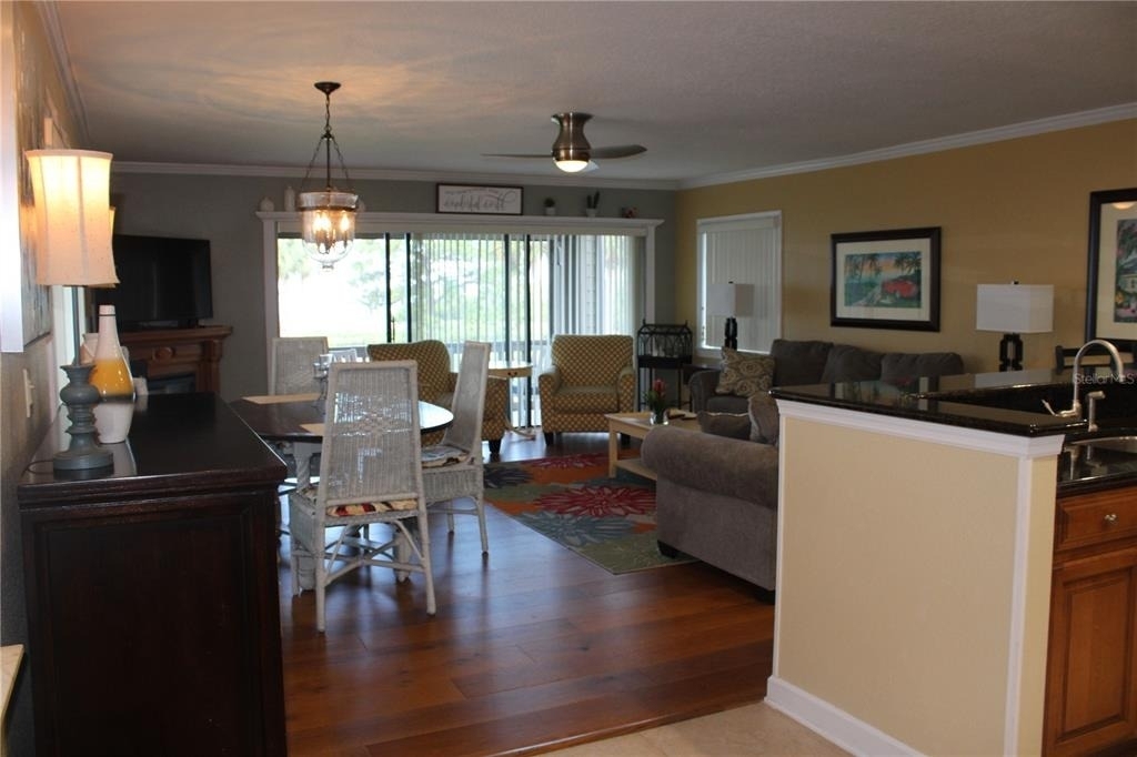 335 Windrush Loop - Photo 1