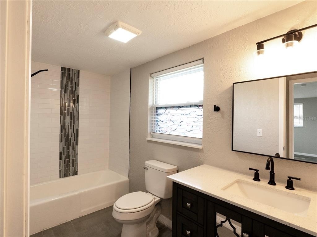 11241 Yewtree Avenue - Photo 29