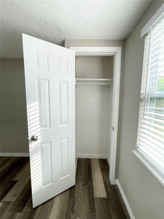 11241 Yewtree Avenue - Photo 28