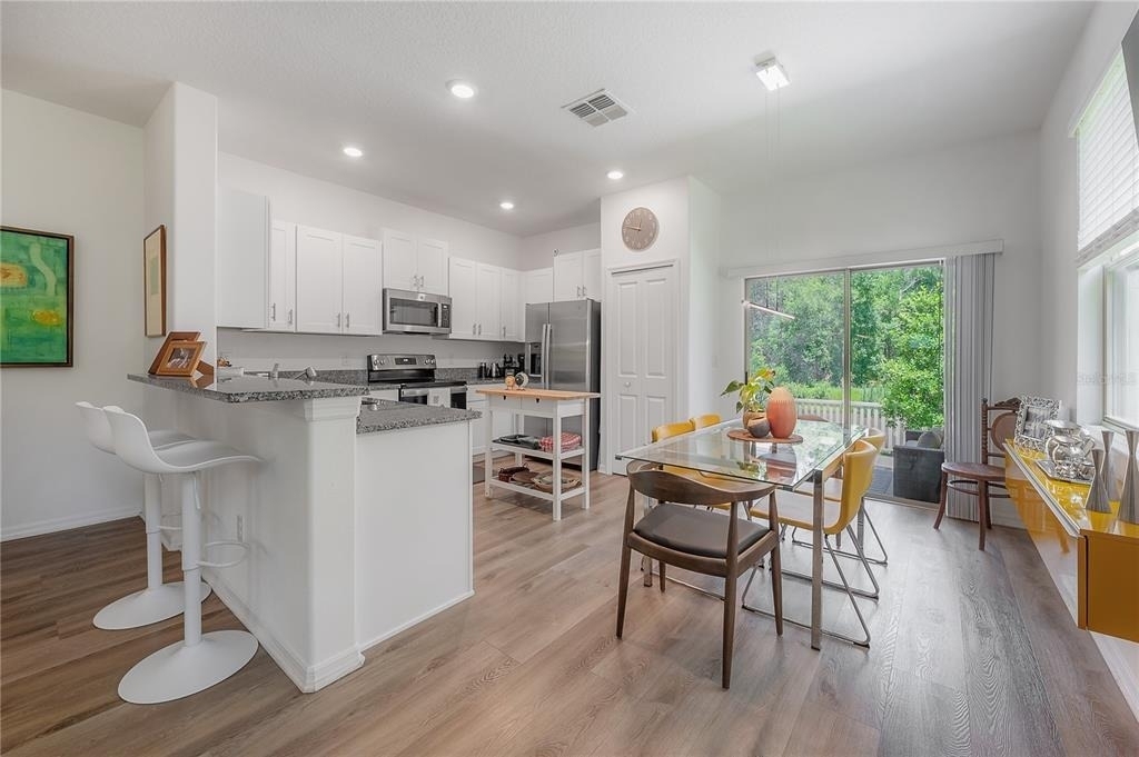 5223 Forum Boulevard - Photo 8