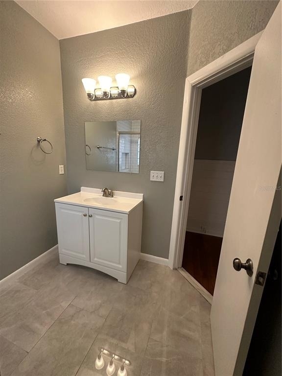 1209 E Comanche Avenue - Photo 11