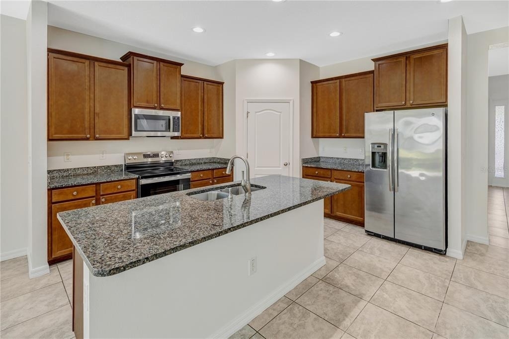 11607 Warren Oaks Place - Photo 16