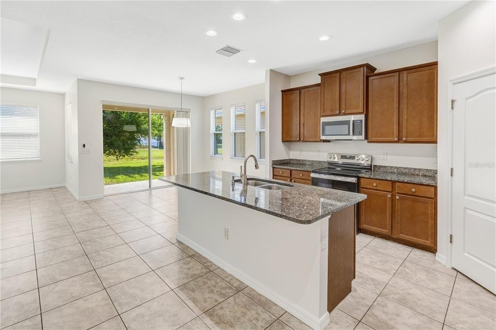 11607 Warren Oaks Place - Photo 15