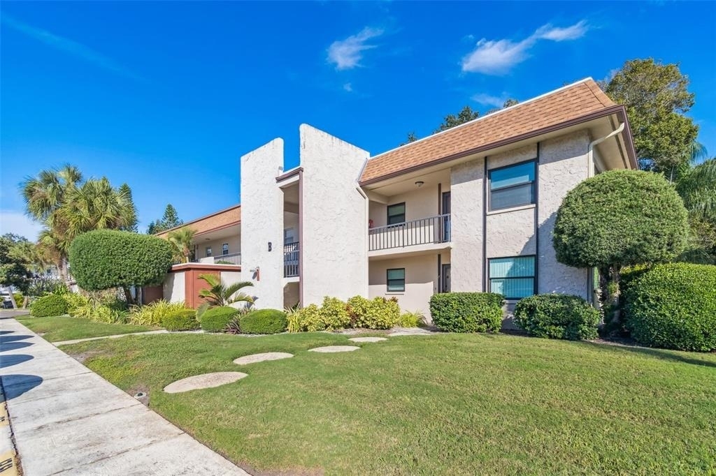 2750 E Bay Drive - Photo 1