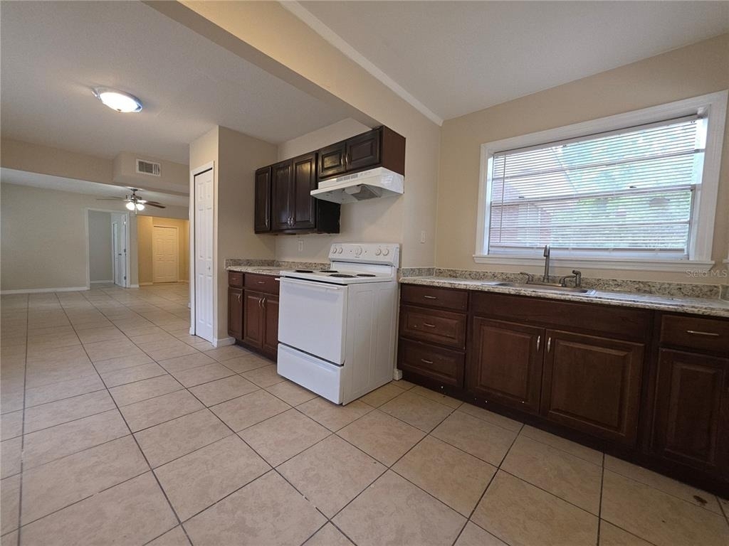 343 W 60th Street - Photo 3