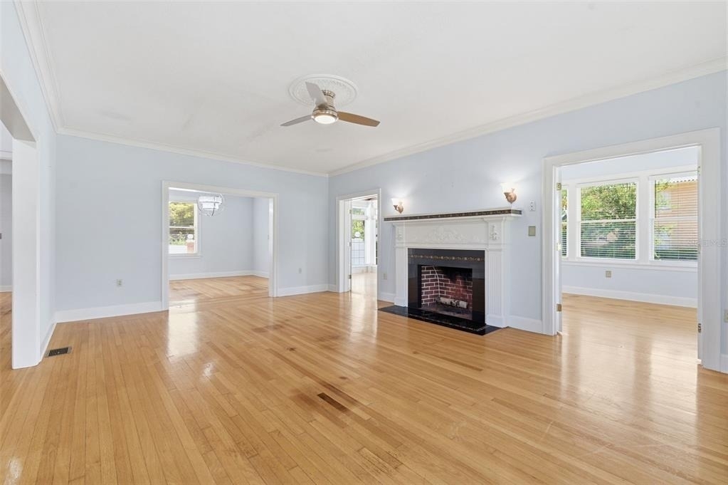 555 18th Avenue Ne - Photo 4