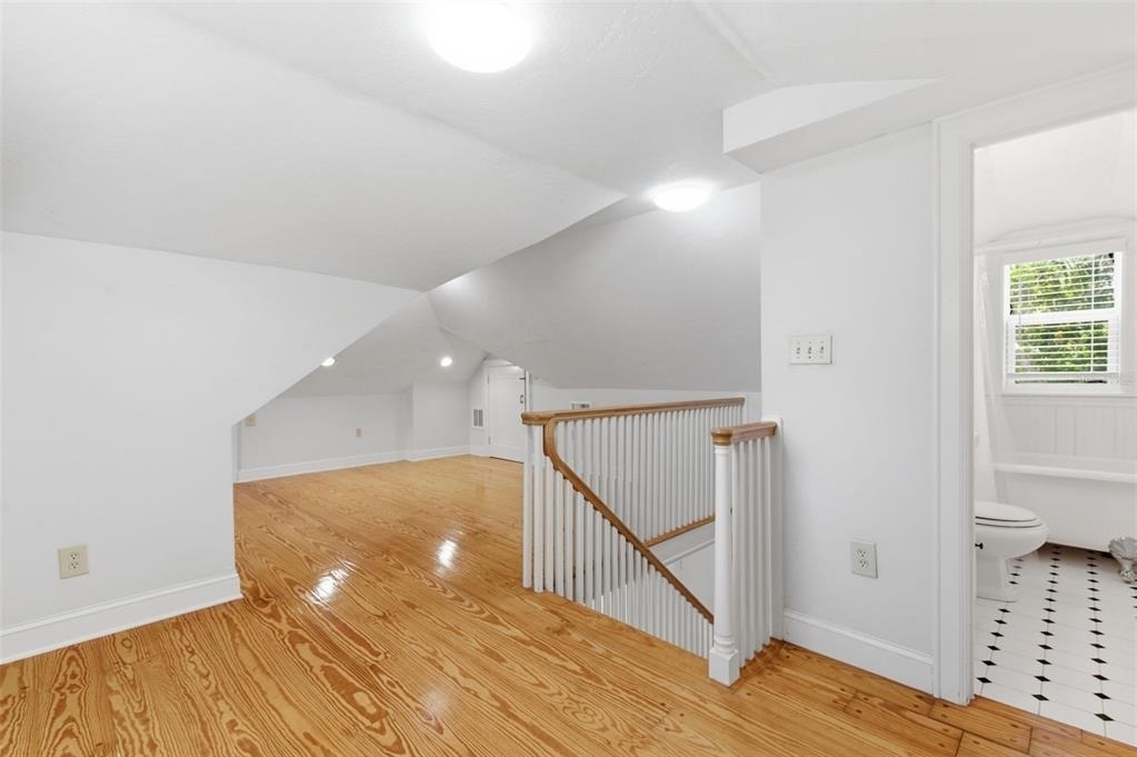 555 18th Avenue Ne - Photo 21