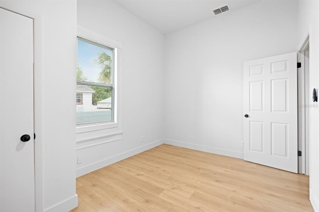 2006 E Columbus Drive - Photo 16