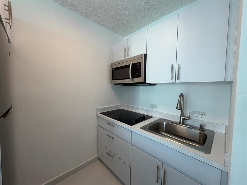 670 Mckinley - Photo 3
