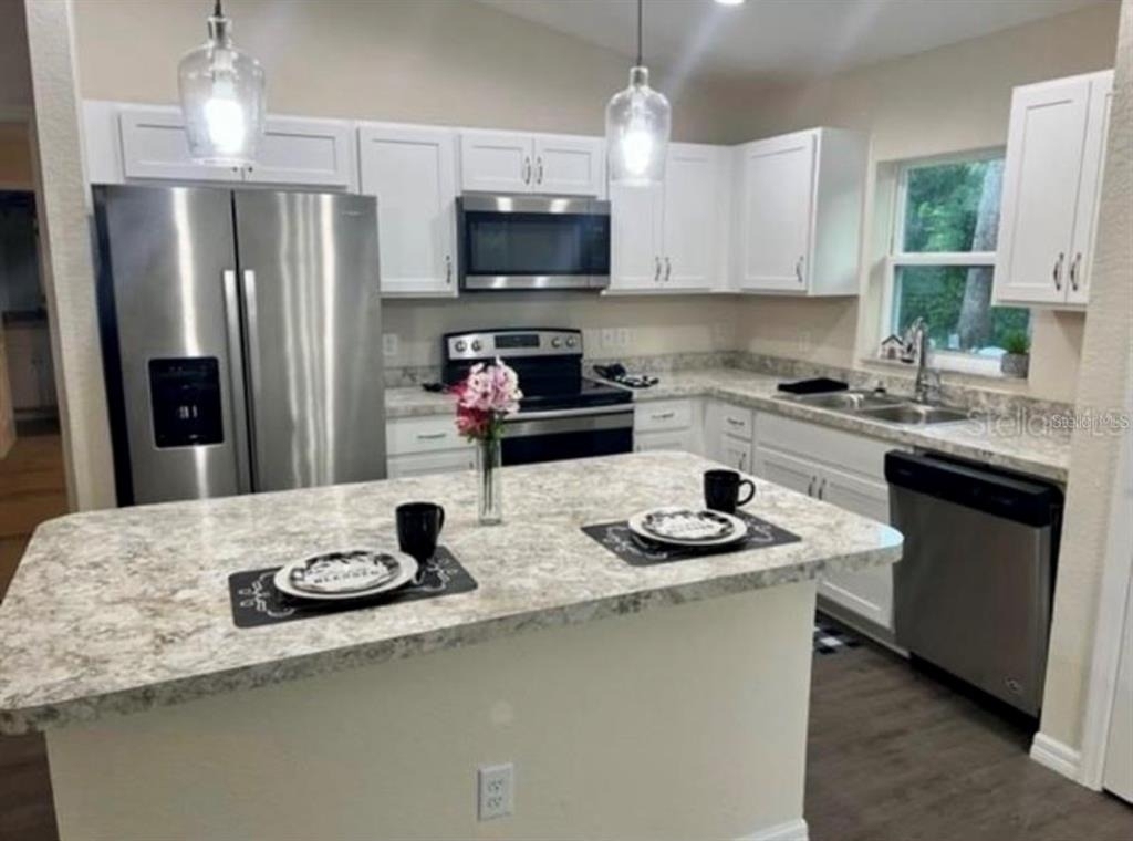 2920 Se 49th Place - Photo 5
