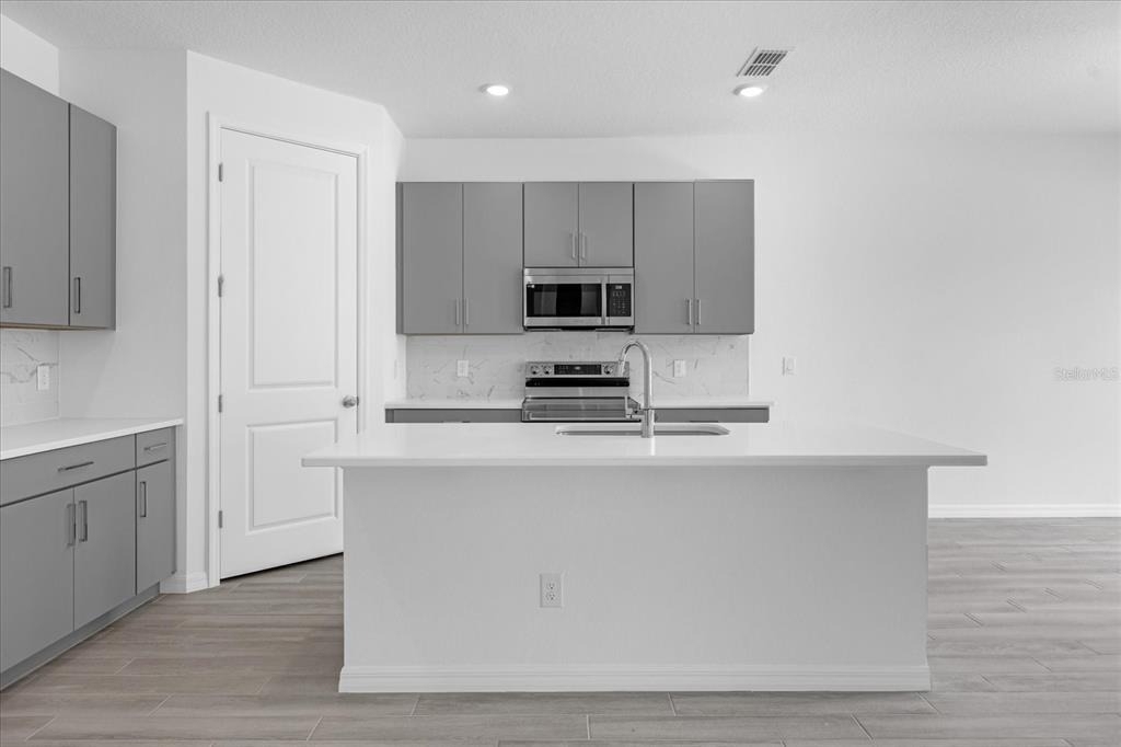 2306 Lancashire Street - Photo 29