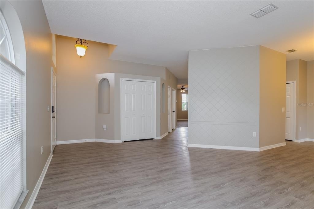 421 Peppermill Circle - Photo 1
