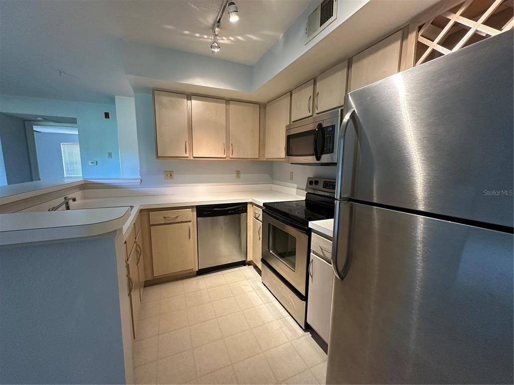 7270 Westpointe Boulevard - Photo 7