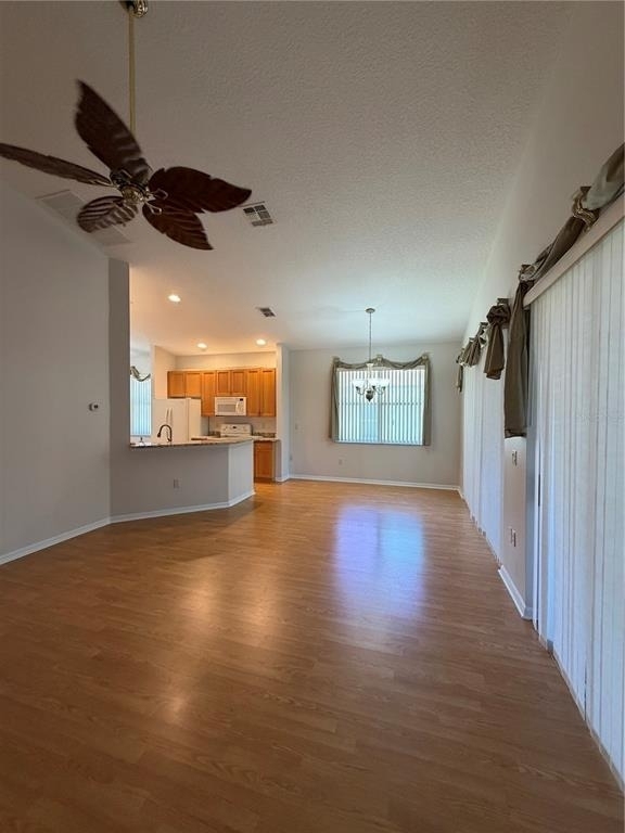 785 Summit Greens Boulevard - Photo 4