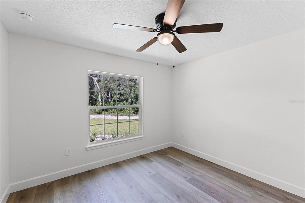 320 Kenora Drive - Photo 23