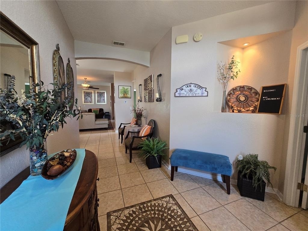 219 Cloverdale Road - Photo 4