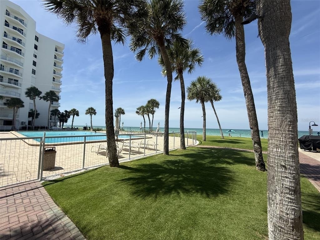 1050 Longboat Club Road - Photo 31