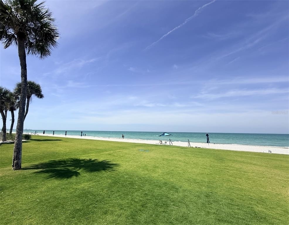 1050 Longboat Club Road - Photo 32