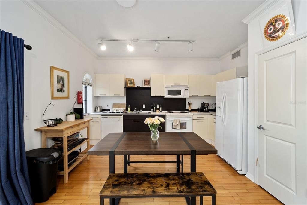 20 Sw 6th Street - Photo 15