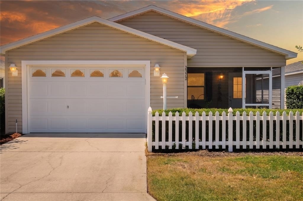 2372 Travis Place - Photo 2
