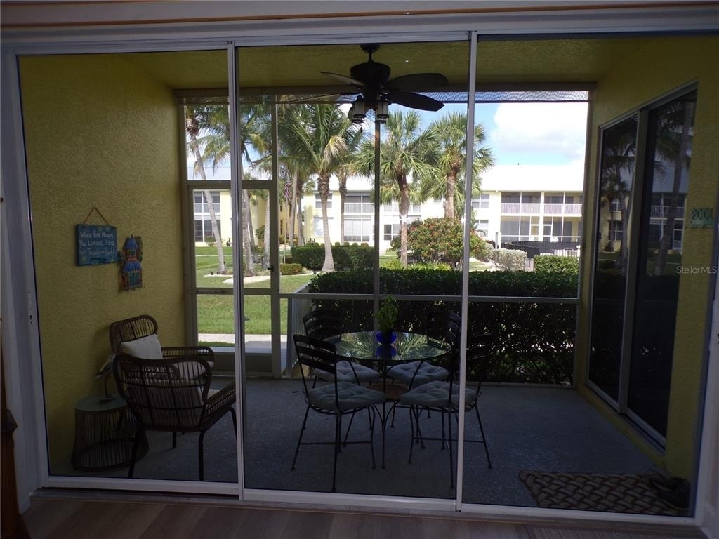 2000 Bal Harbor Boulevard - Photo 33
