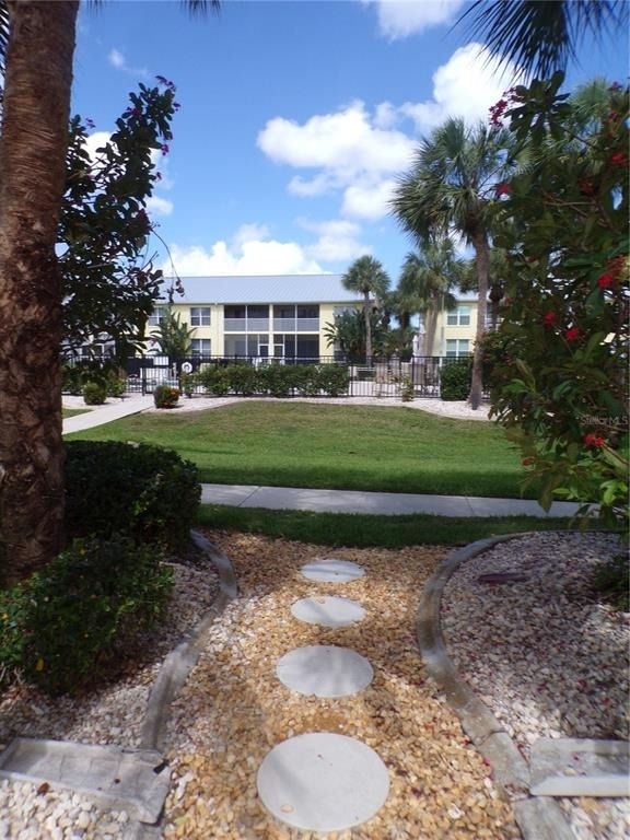 2000 Bal Harbor Boulevard - Photo 27