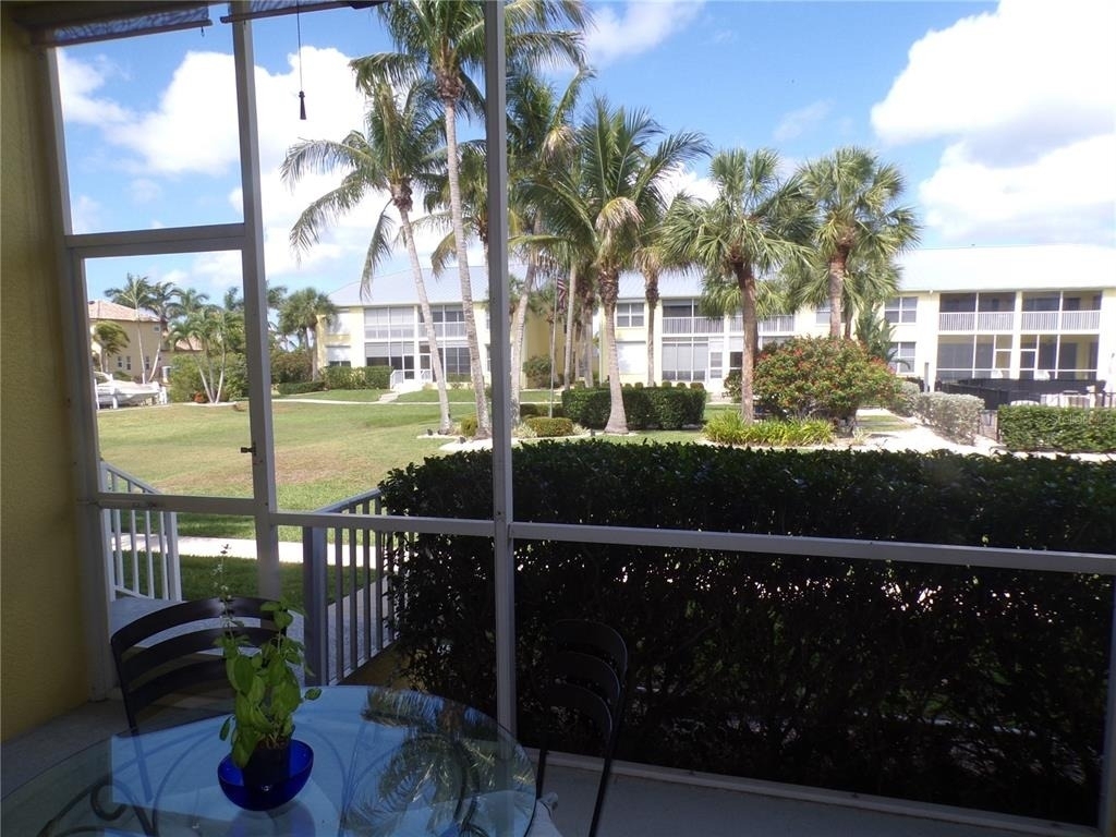 2000 Bal Harbor Boulevard - Photo 15